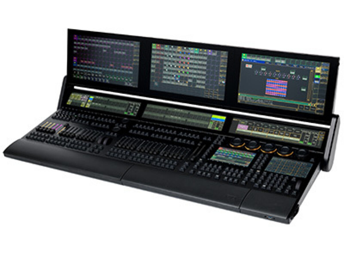 grandMA3 full-size Lighting Console
