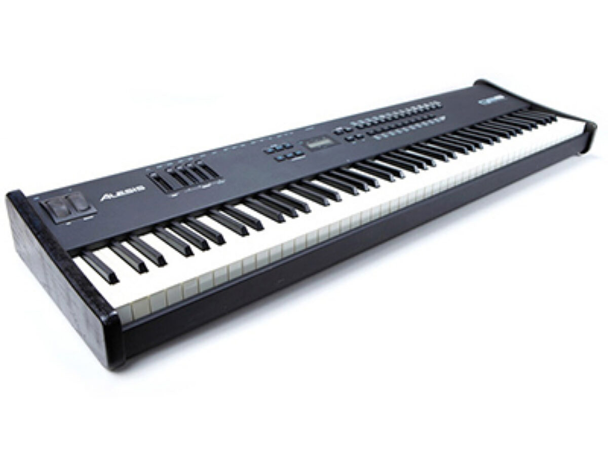 Alesis QS-8 88-Key Weighted Keyboard