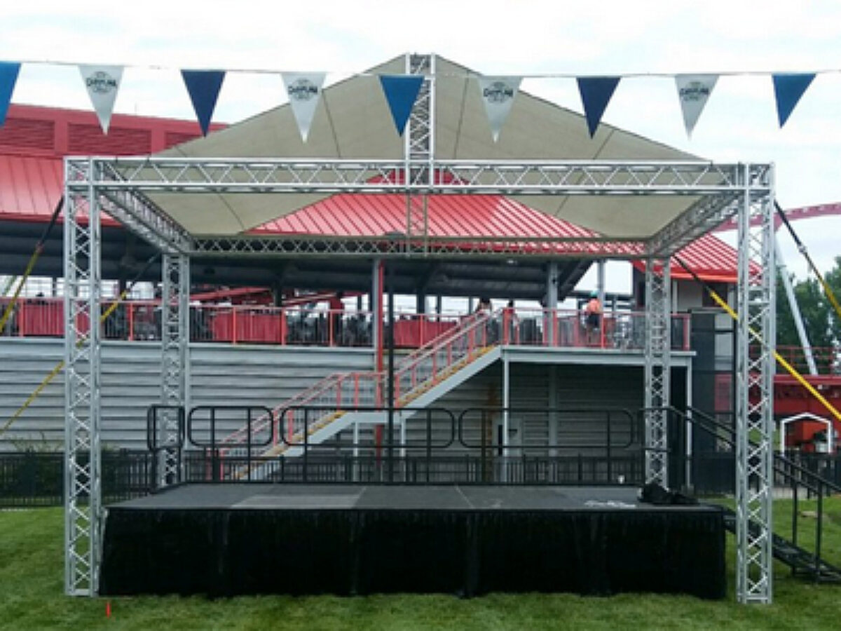 Roof System - Peaked - 22.5' x 17.5'