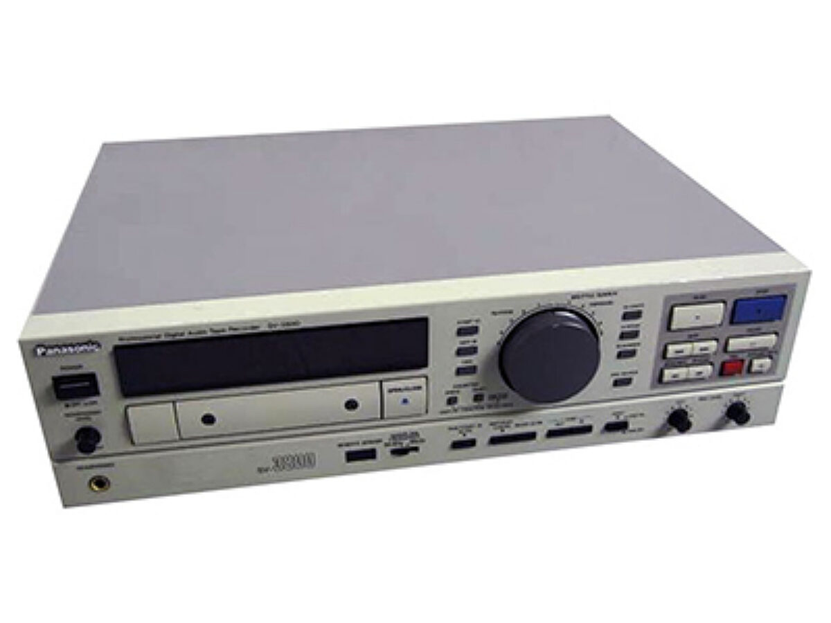 Panasonic SV-3800 DAT Player/Recorder
